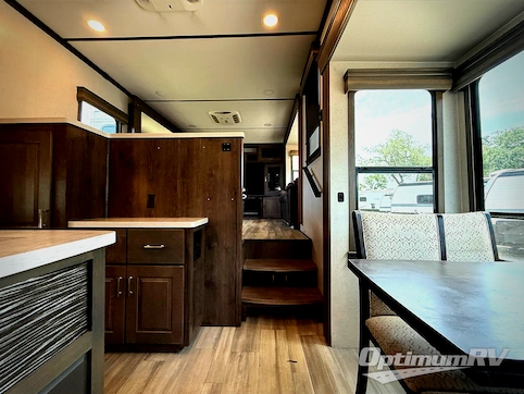2022 Alliance Paradigm 385FL RV Photo 2