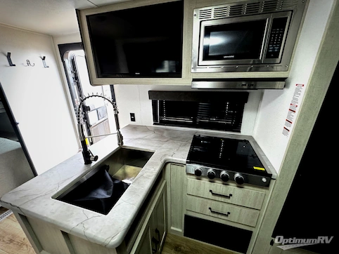 2025 Palomino Puma Camping Edition 283BHCE RV Photo 2