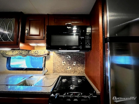 2015 Thor Four Winds Super C 35SK RV Photo 3