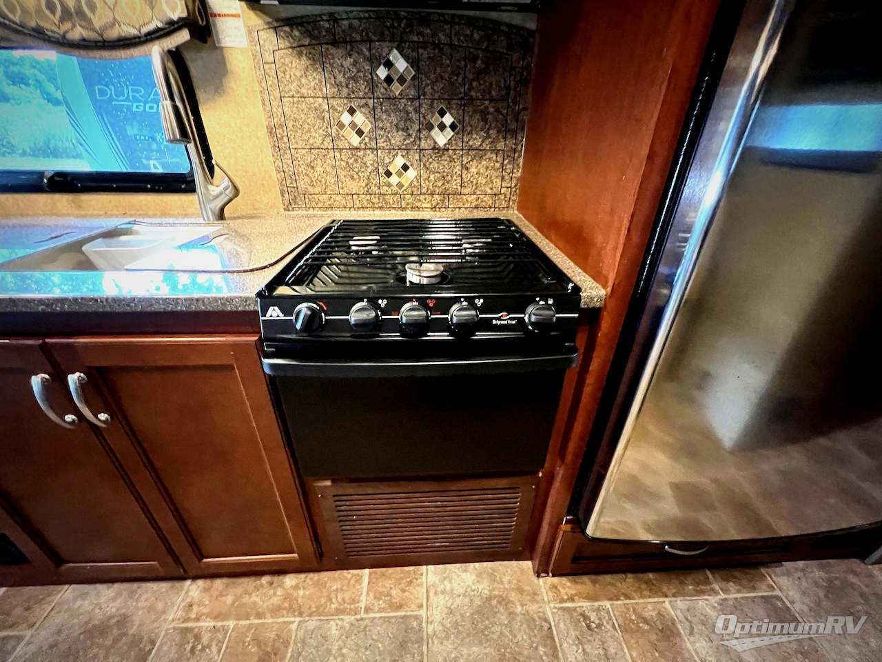 2015 Thor Four Winds Super C 35SK Photo 12
