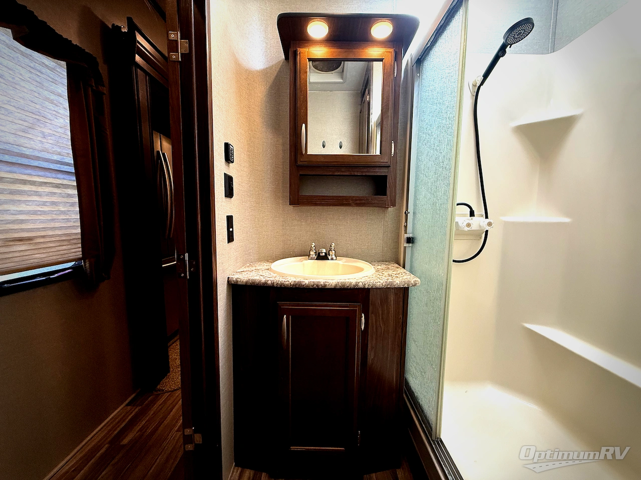 2016 Keystone Montana High Country 375FL Photo 22