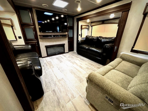 2019 Heartland Bighorn 3980RRD RV Photo 4