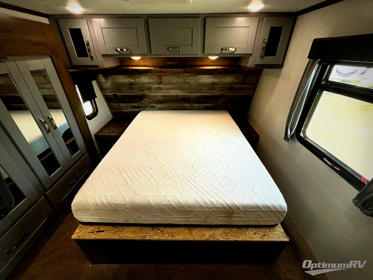 2019 Keystone Fuzion 369 Photo 14