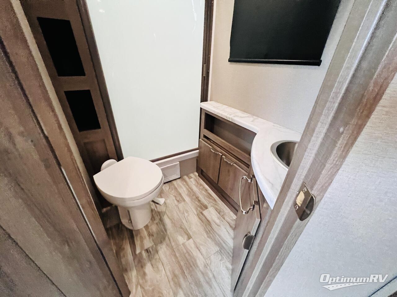 2021 Grand Design Imagine 2400BH Photo 19