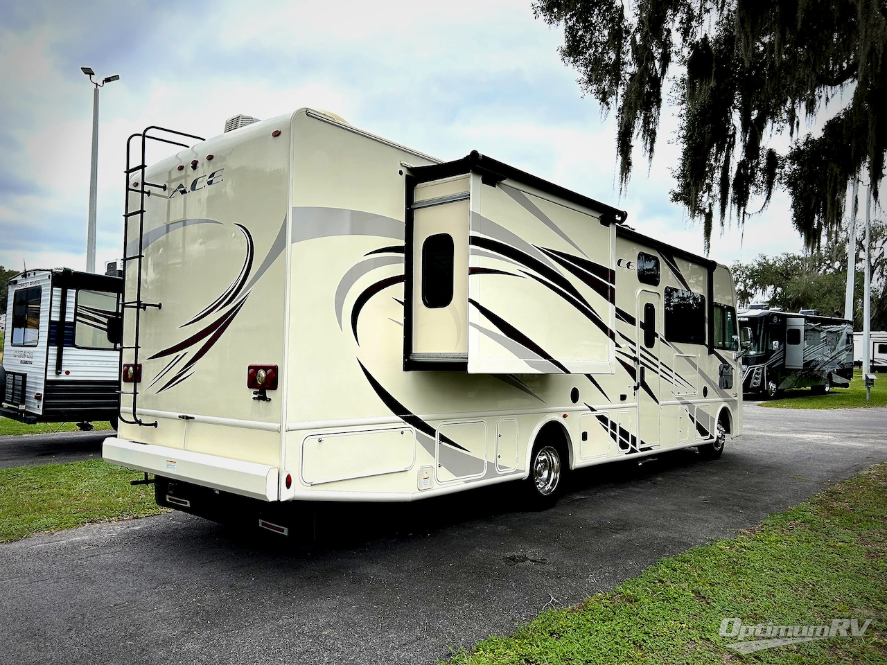 2018 Thor ACE 32.1 Photo 2