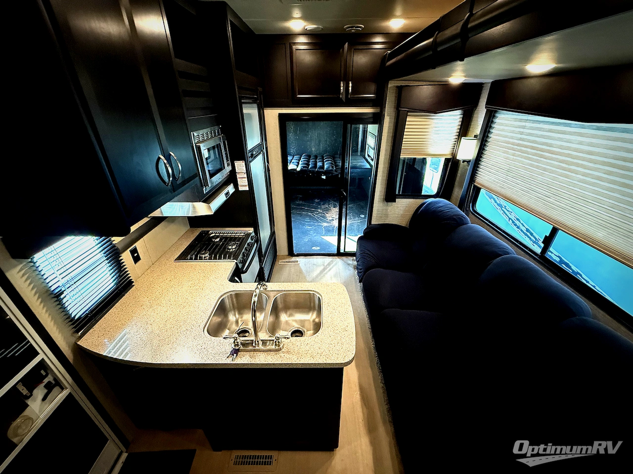 2016 Dutchmen Triton 3451 Photo 4