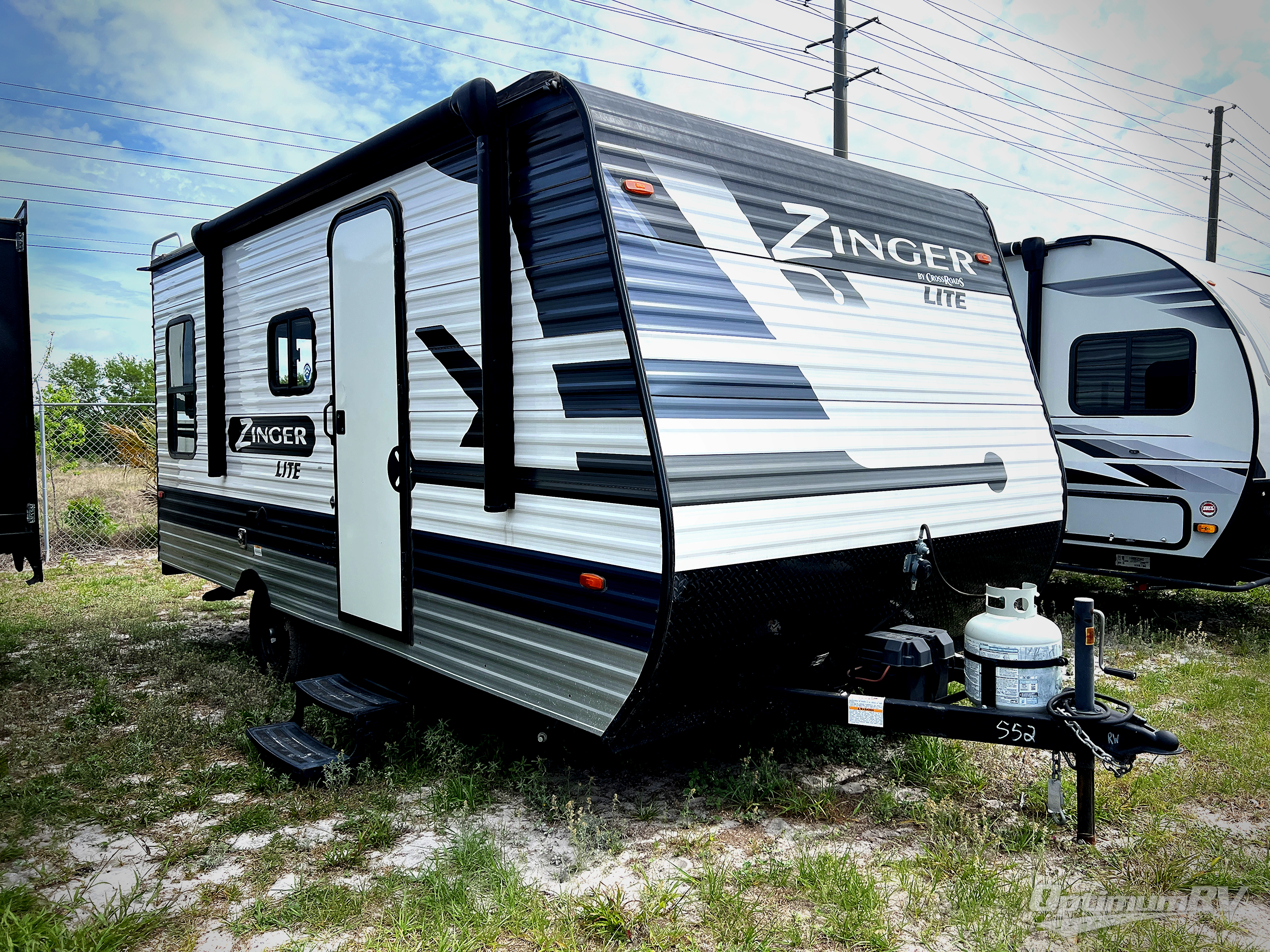 Used 2022 CrossRoads Zinger Lite ZR18RD Travel Trailer at Optimum
