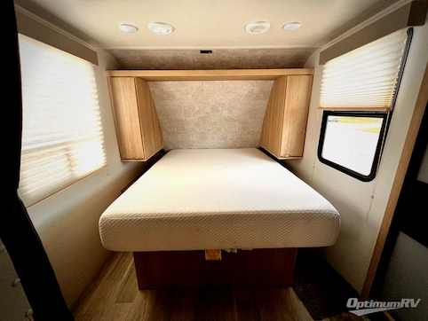 2023 Winnebago Towables Micro Minnie 2108FBS RV Photo 4