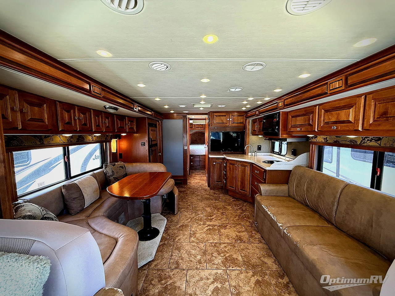 2013 Tiffin Allegro Breeze 32 BR Photo 4