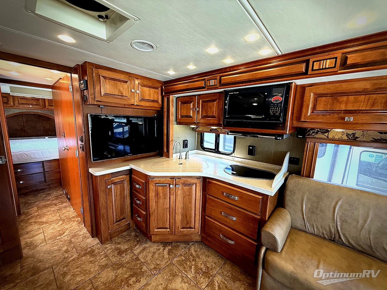 2013 Tiffin Allegro Breeze 32 BR Photo 7