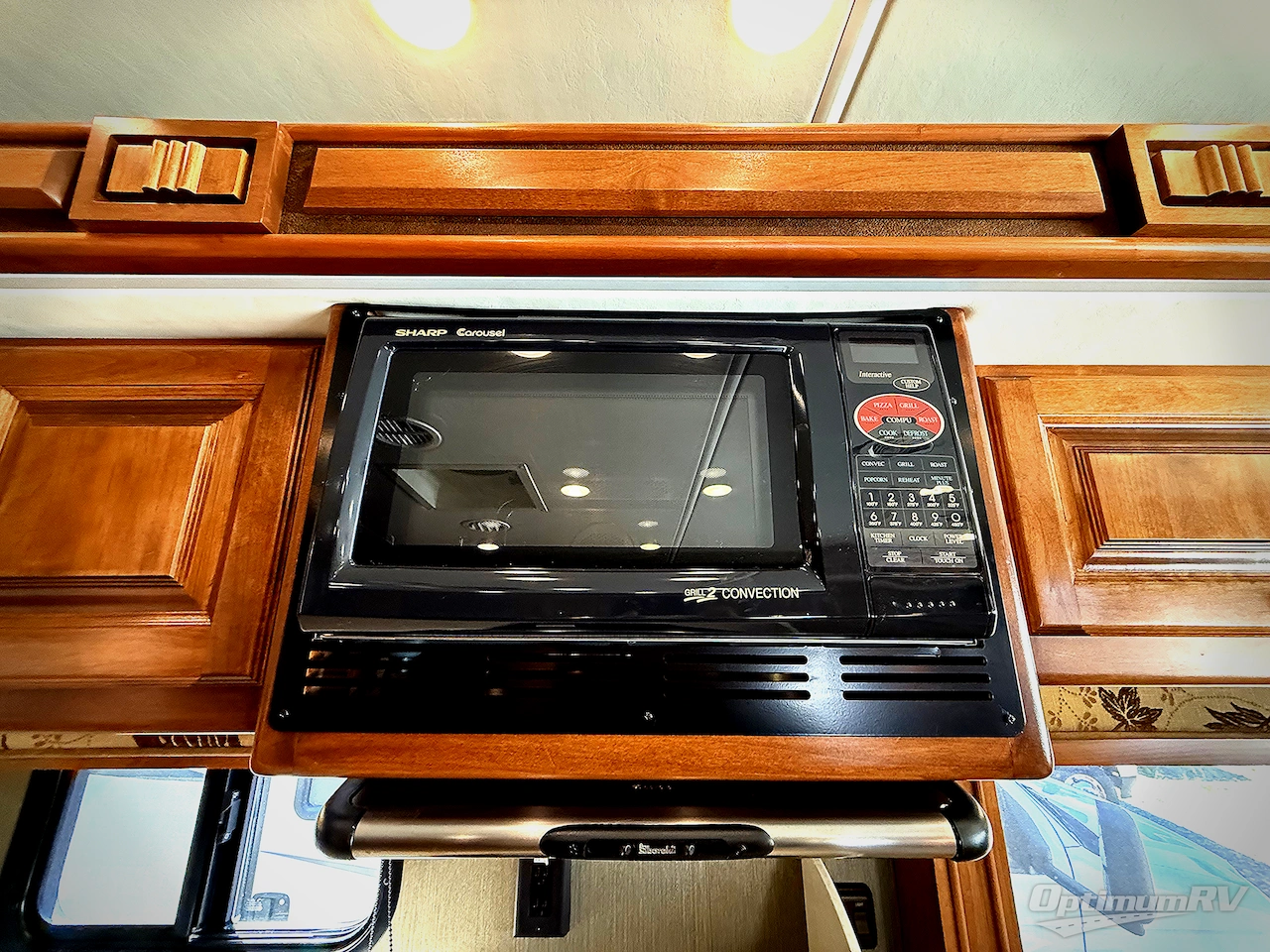2013 Tiffin Allegro Breeze 32 BR Photo 9