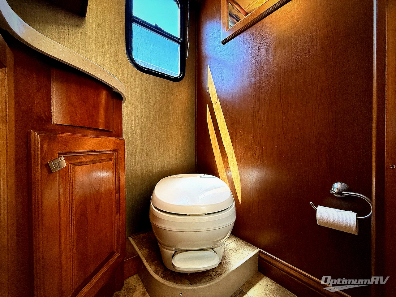2013 Tiffin Allegro Breeze 32 BR Photo 16