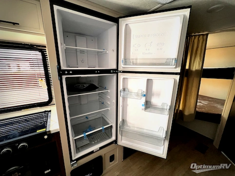 2026 Prime Time Avenger 26DBS RV Photo 3