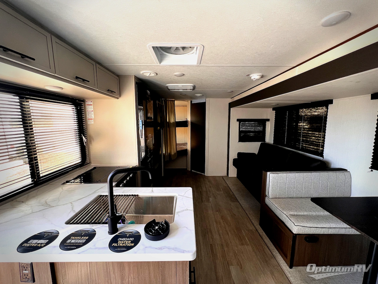 2026 Prime Time Avenger 26DBS Photo 4