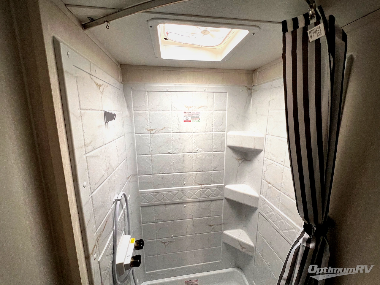 2026 Prime Time Avenger 26DBS Photo 16