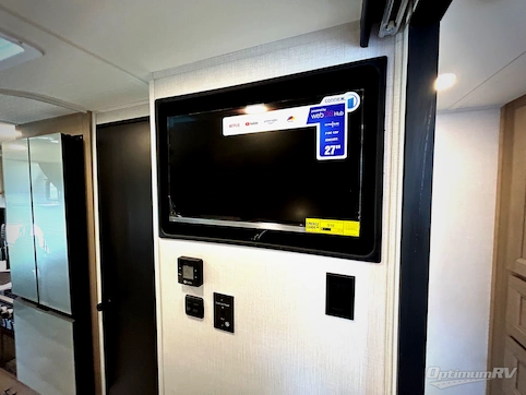 2026 Forest River Sunseeker Classic 2440DS RV Photo 4