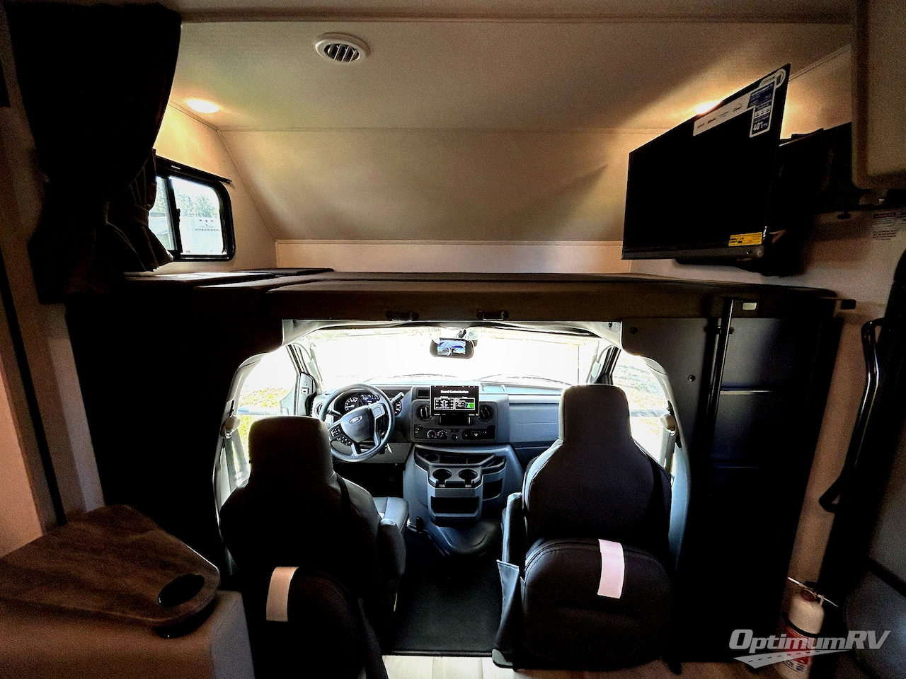 2026 Forest River Sunseeker Classic 2440DS Photo 10