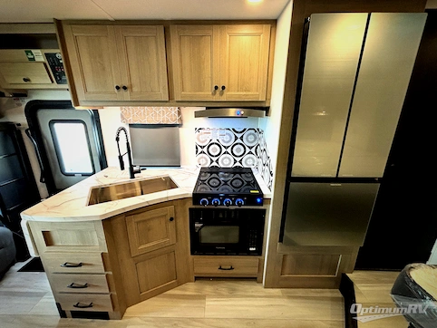2027 Forest River Sunseeker 2440DS RV Photo 2