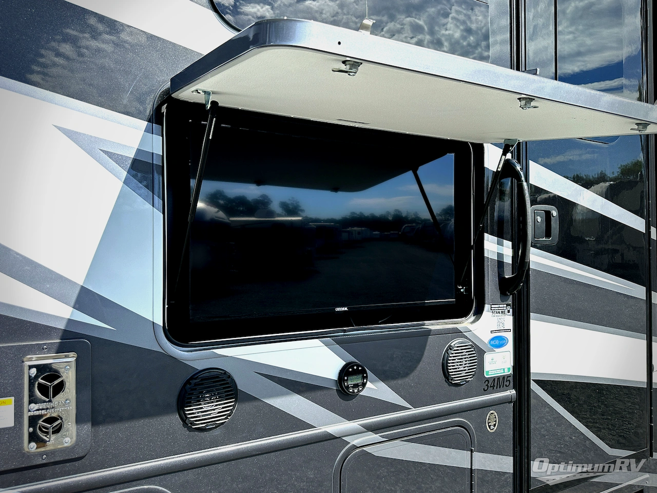 2025 Forest River Georgetown 5 Series 34M5 Photo 25