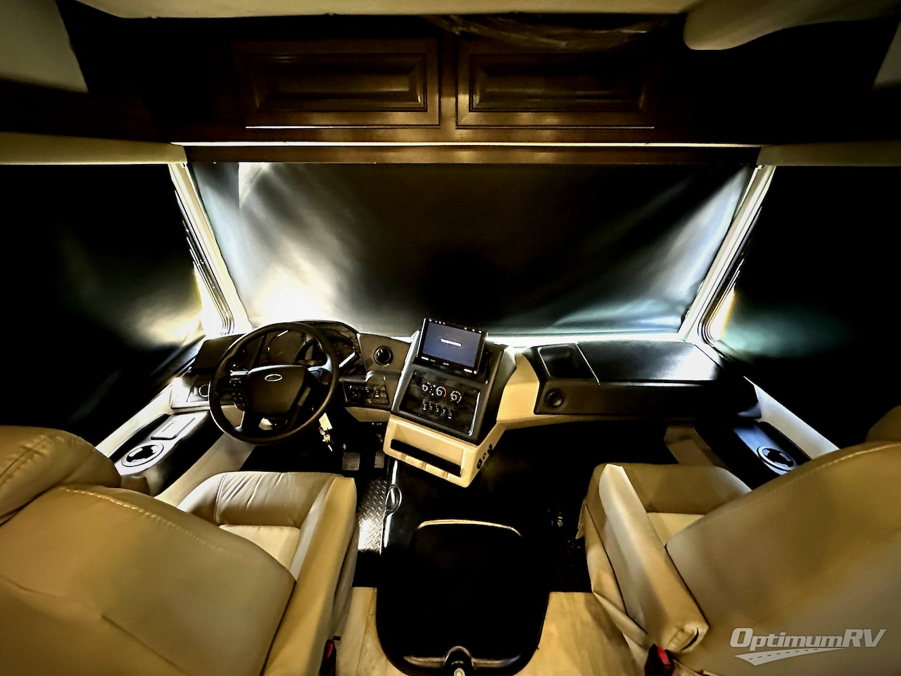 2025 Forest River Georgetown 5 Series 34M5 Photo 6