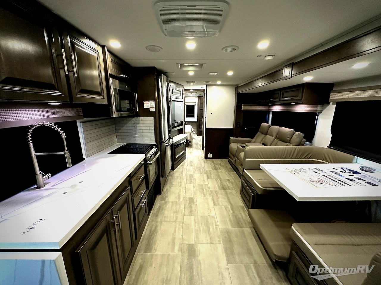 2025 Forest River Georgetown 5 Series 34M5 Photo 8