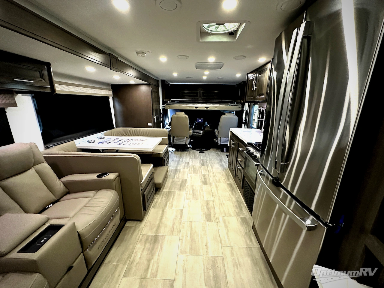 2025 Forest River Georgetown 5 Series 34M5 Photo 9