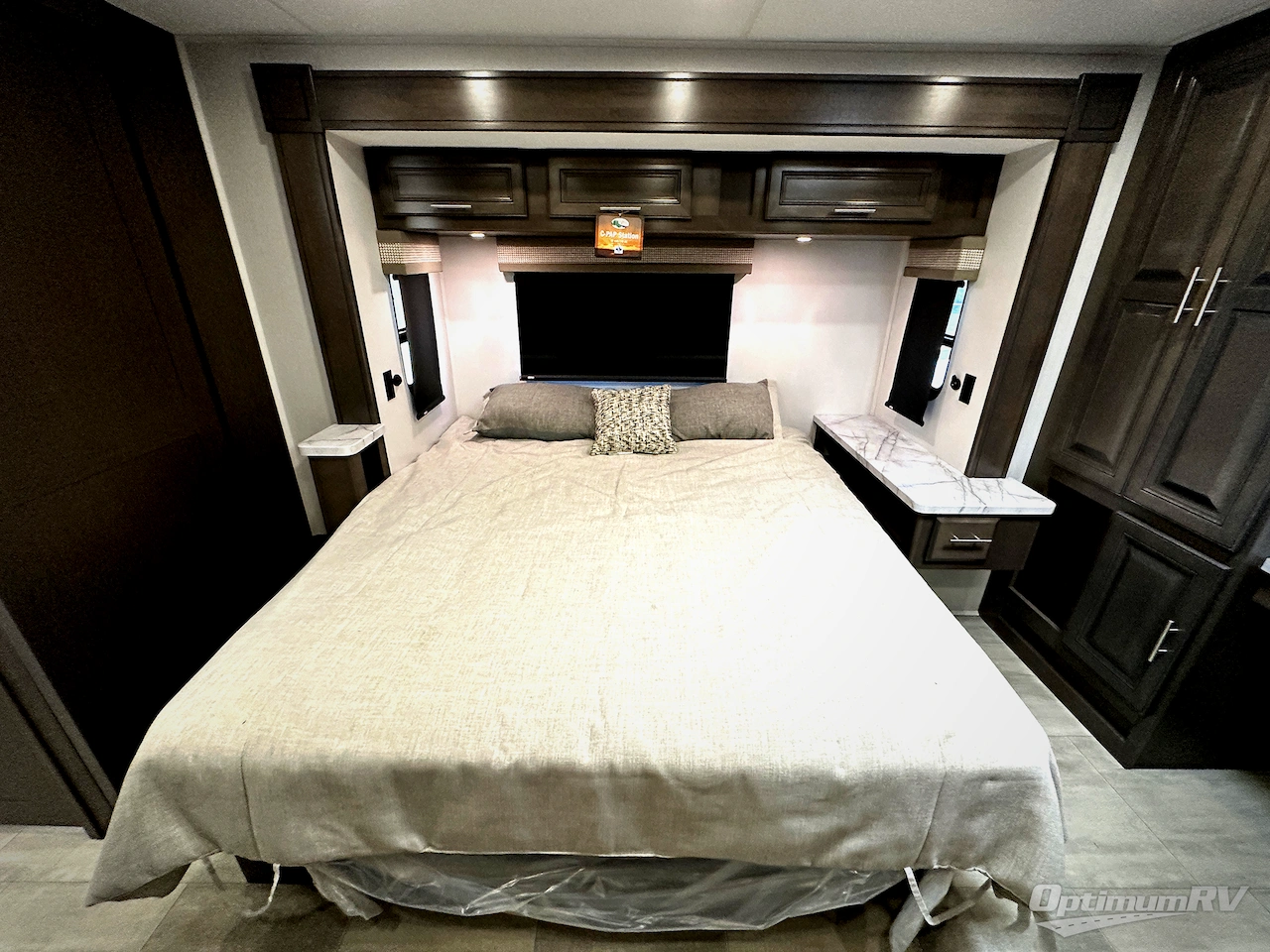 2025 Forest River Georgetown 5 Series 34M5 Photo 21