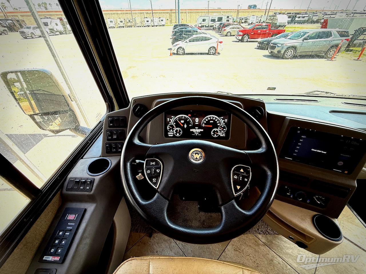 2018 Winnebago Forza 38F Photo 6