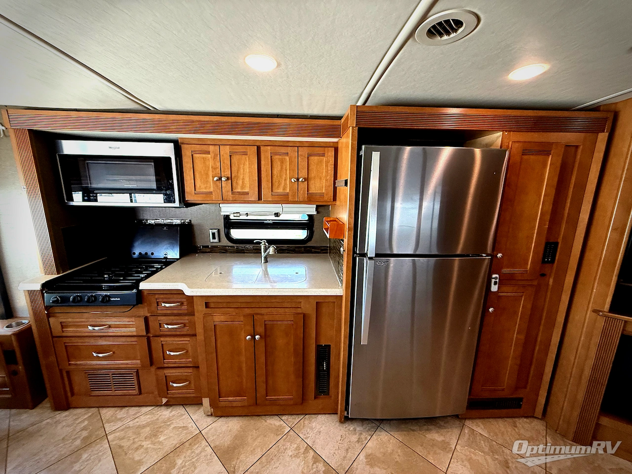 2018 Winnebago Forza 38F Photo 15