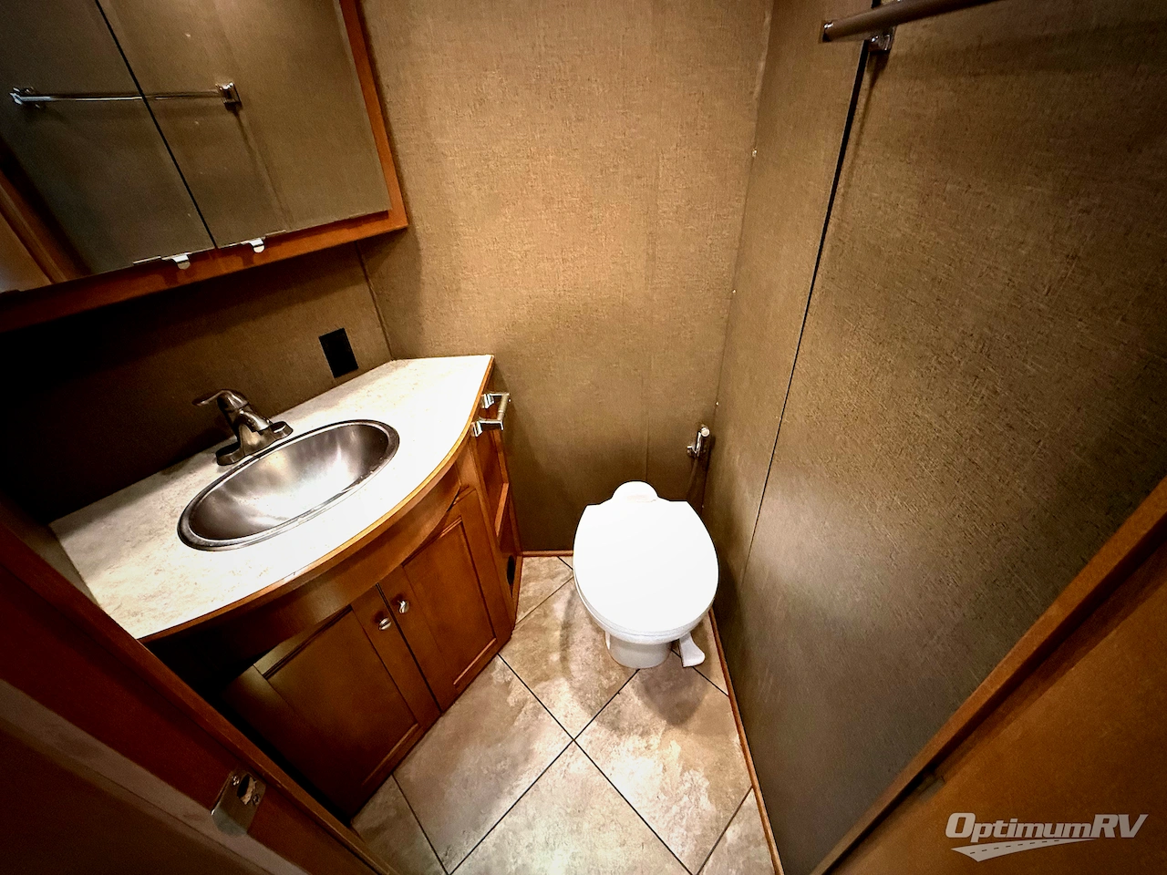 2018 Winnebago Forza 38F Photo 23