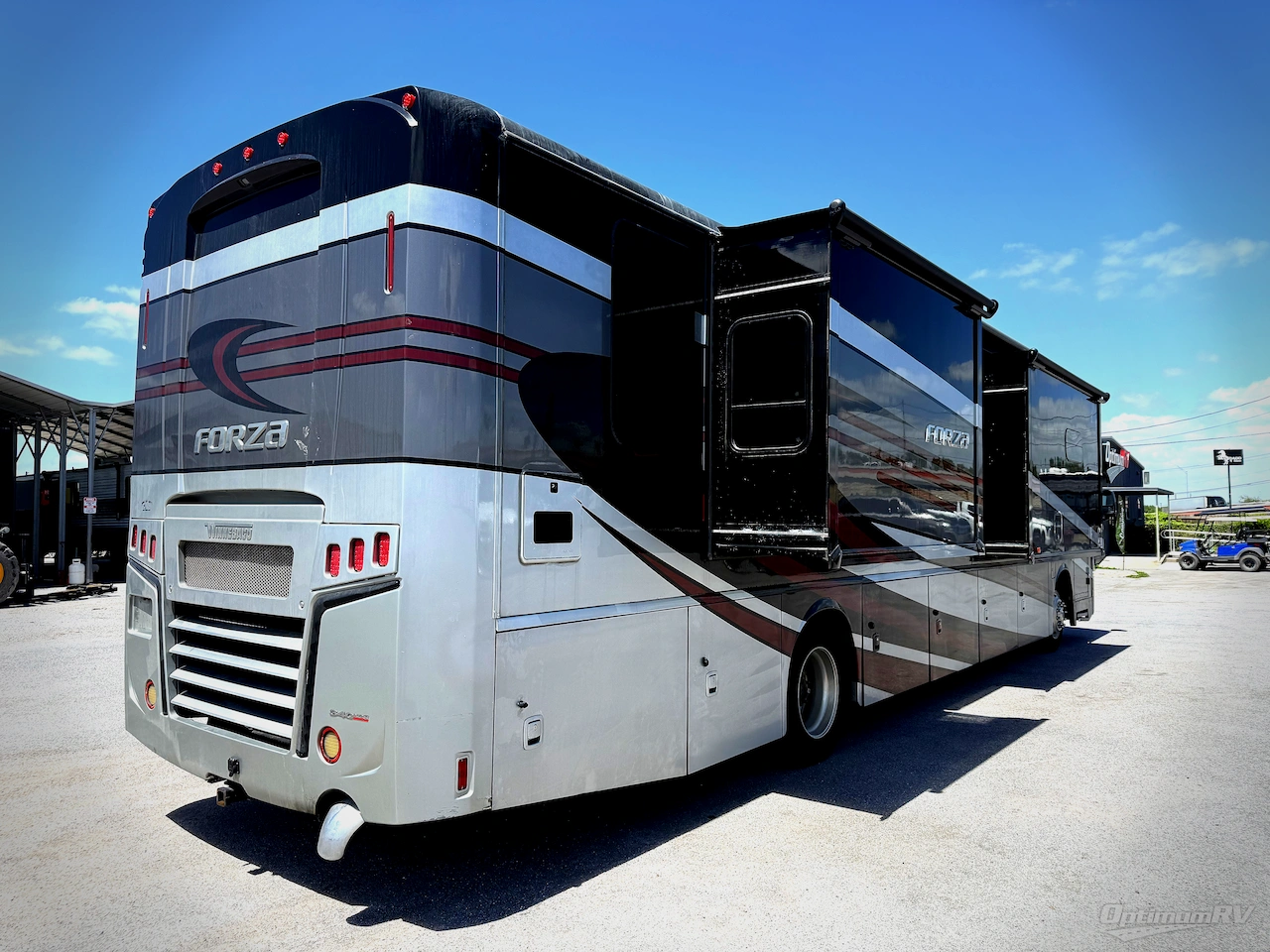 2018 Winnebago Forza 38F Photo 2