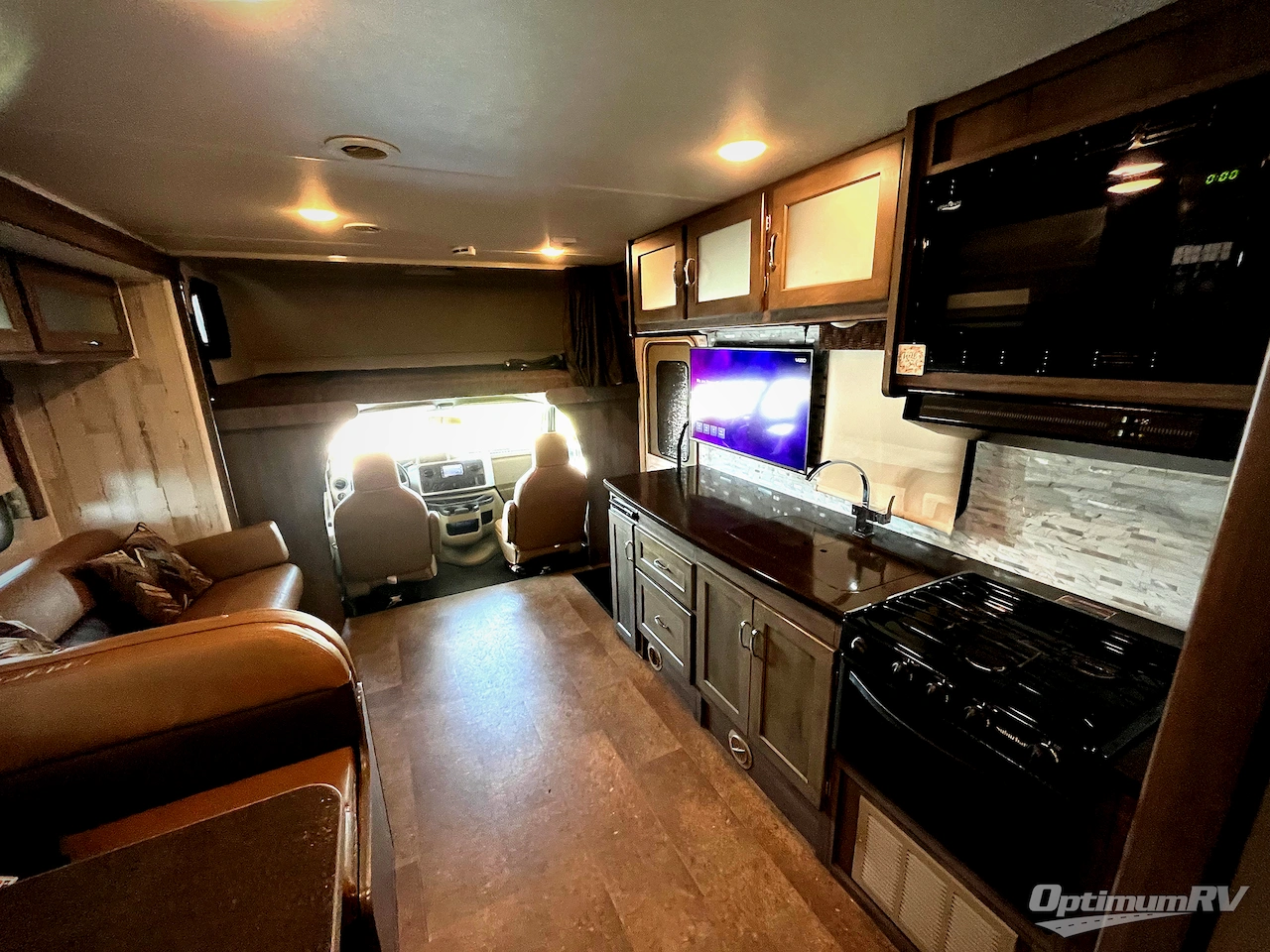 2016 Winnebago Spirit 31K Photo 6