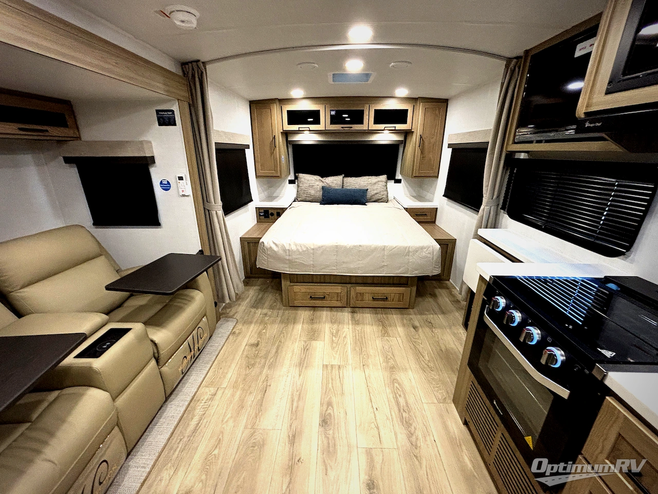 2027 Forest River Flagstaff Micro Lite 22FBS Photo 4