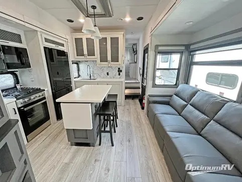 2024 East To West Takoda 350TH RV Photo 3