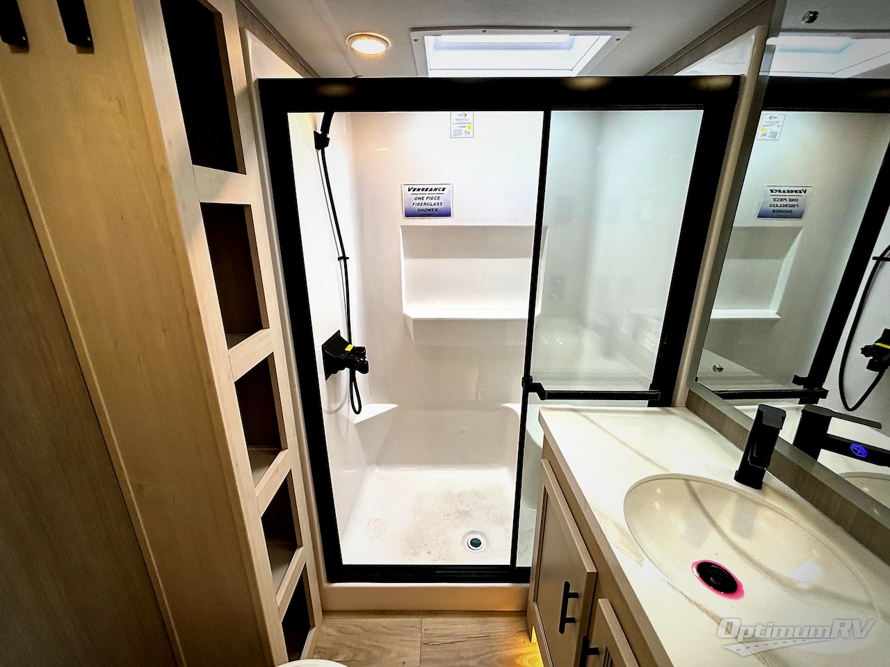 2026 Forest River Cherokee Vengeance 4413 Photo 12