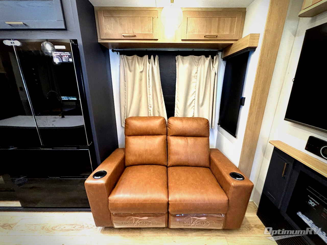 2025 Heartland Cyclone 4014C Photo 17