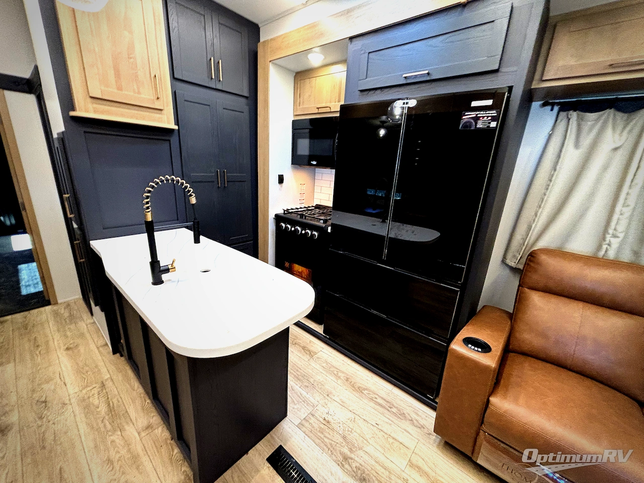 2025 Heartland Cyclone 4014C Photo 18