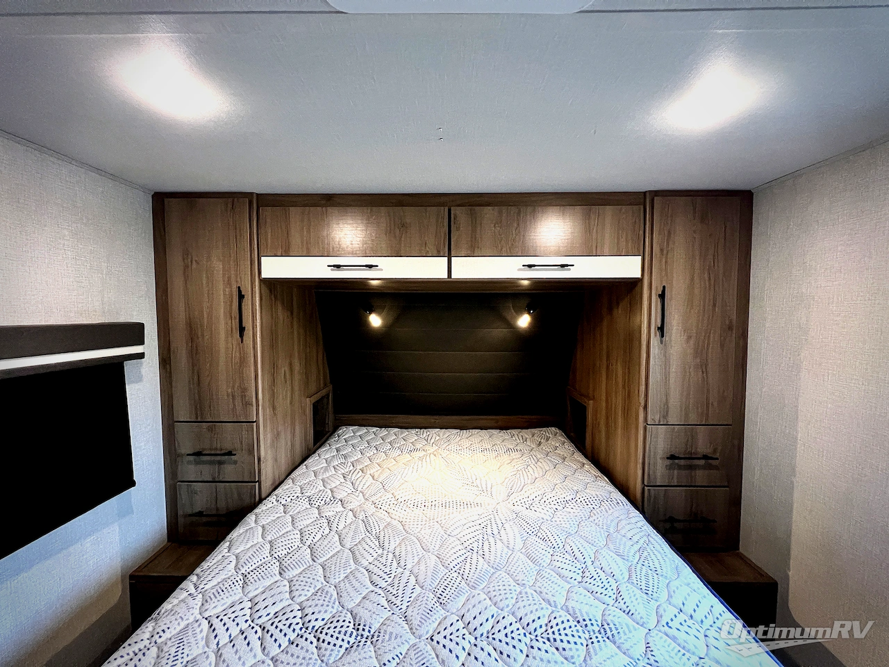 2023 Grand Design Imagine XLS 23LDE Photo 16