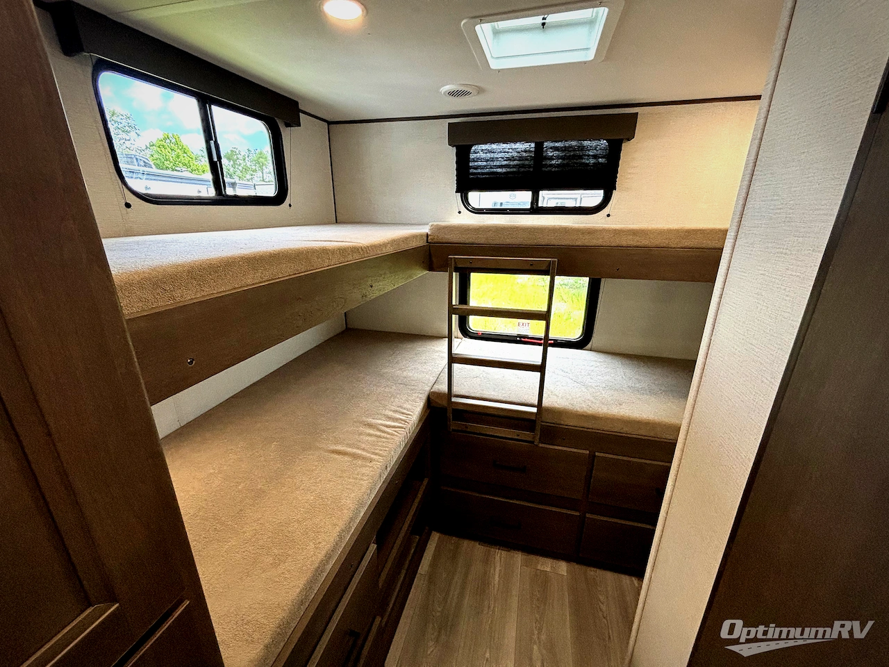 2026 Grand Design Transcend 305BHT Photo 6