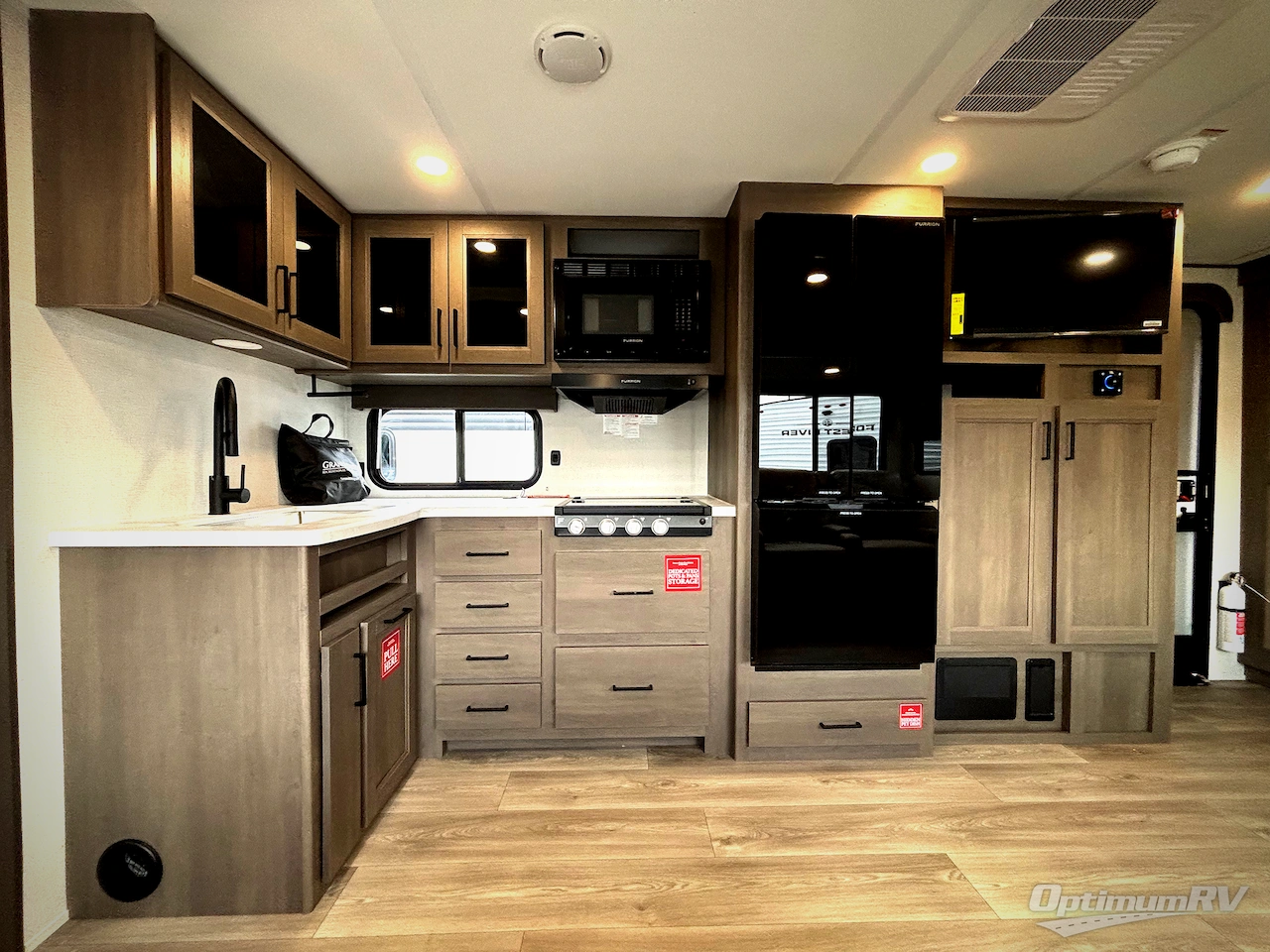 2026 Grand Design Transcend 305BHT Photo 17