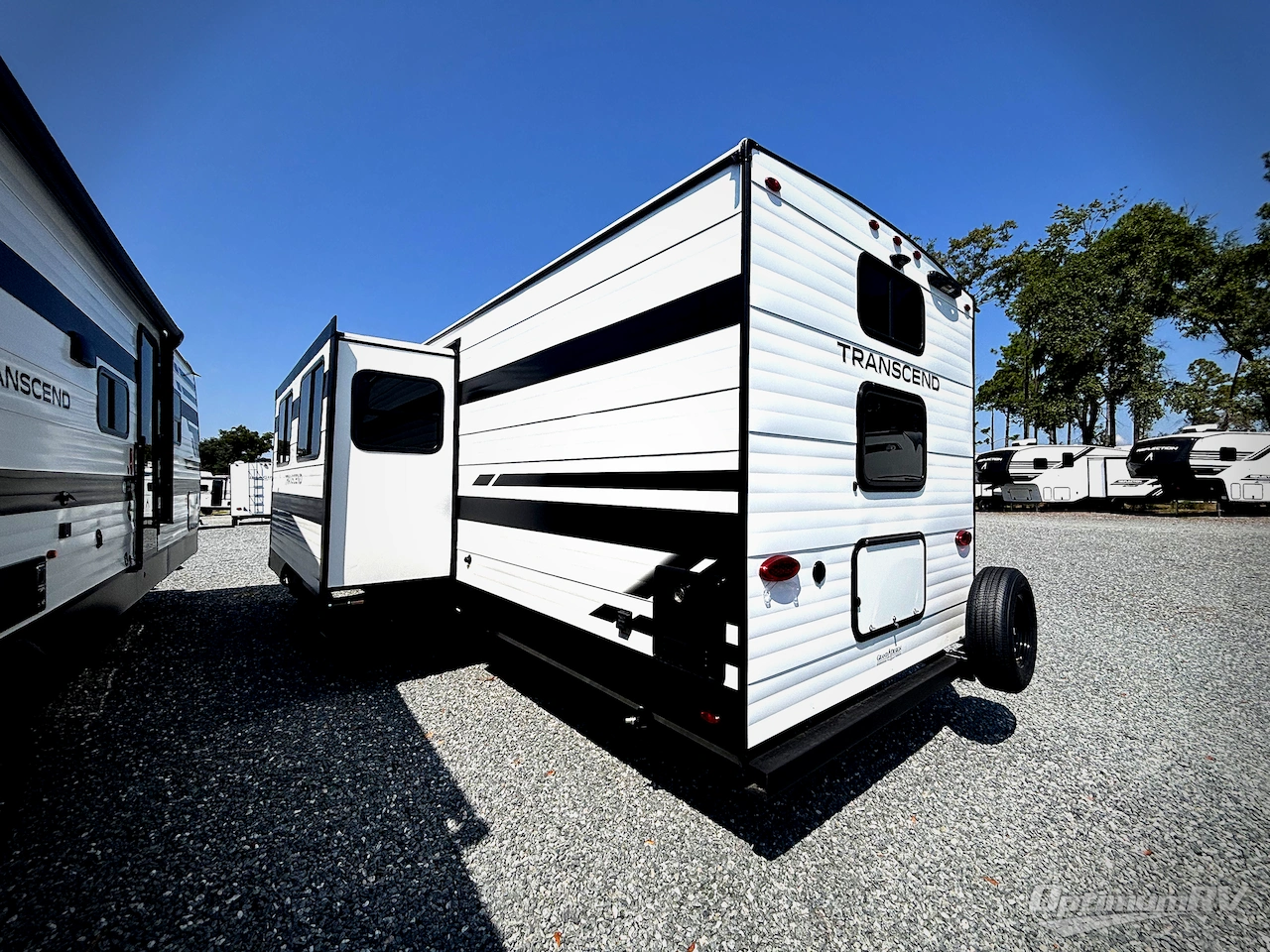 2026 Grand Design Transcend 305BHT Photo 37