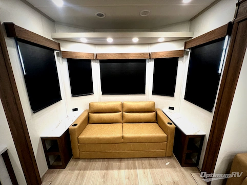 2026 CrossRoads Hampton 37FL RV Photo 2