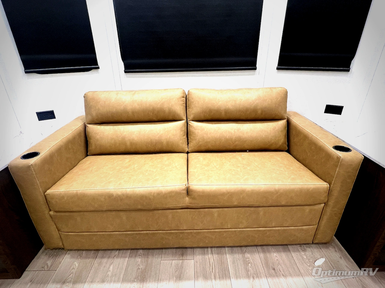 2026 CrossRoads Hampton 37FL Photo 11