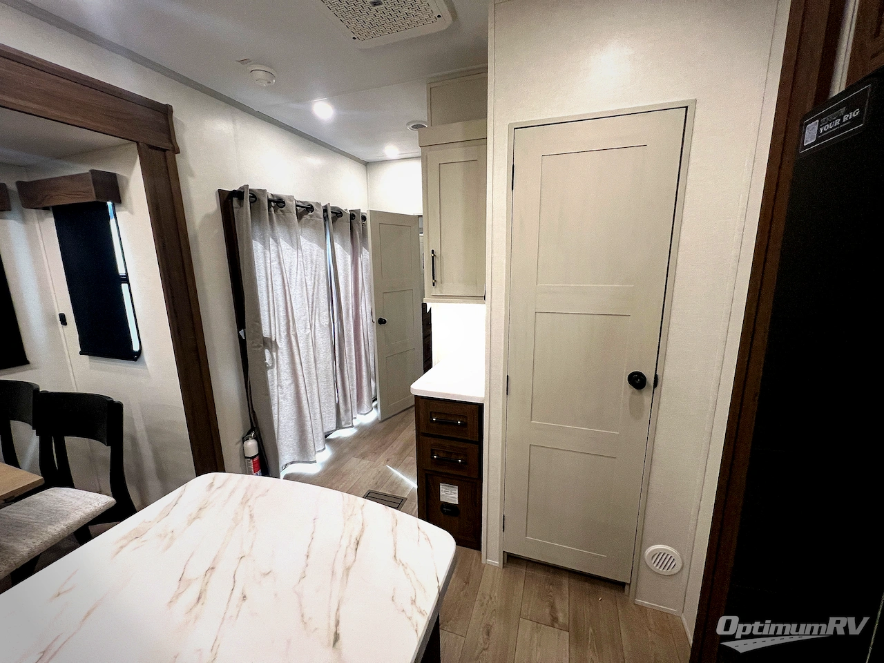 2026 CrossRoads Hampton 37FL Photo 24