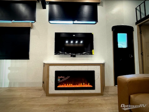 2026 CrossRoads Hampton 410PVL RV Photo 3