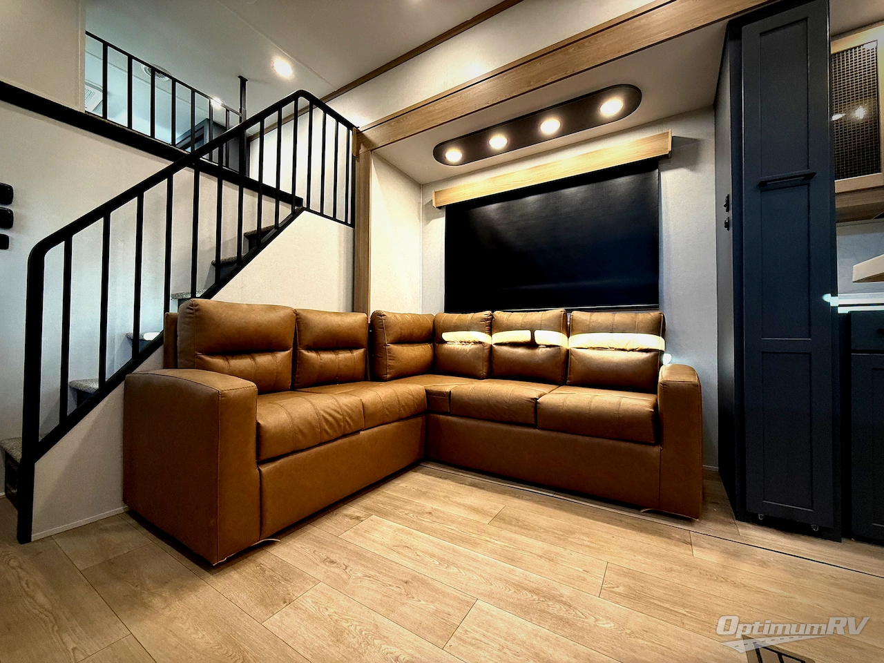 2026 CrossRoads Hampton 410PVL Photo 14