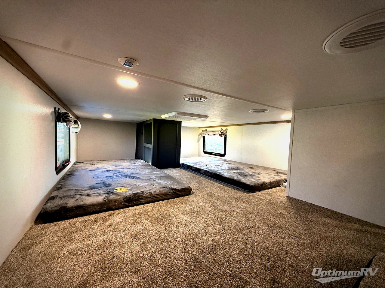 2026 CrossRoads Hampton 410PVL Photo 27