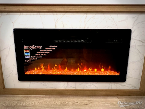 2026 CrossRoads Hampton 410PVL RV Photo 4