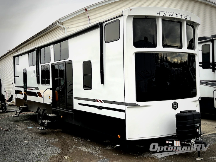 2026 CrossRoads Hampton 410PVL RV Photo 1