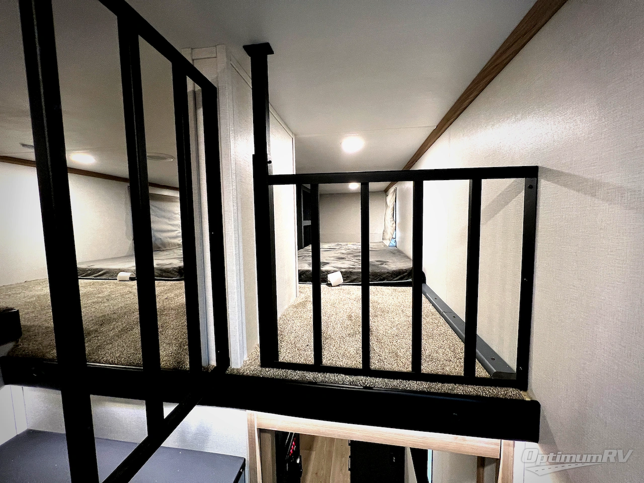 2026 CrossRoads Hampton 410PVL Photo 9